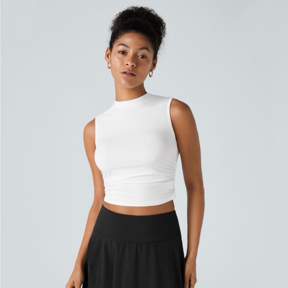 NWT Halara Round Neck Ruched Skinny Crop Tank